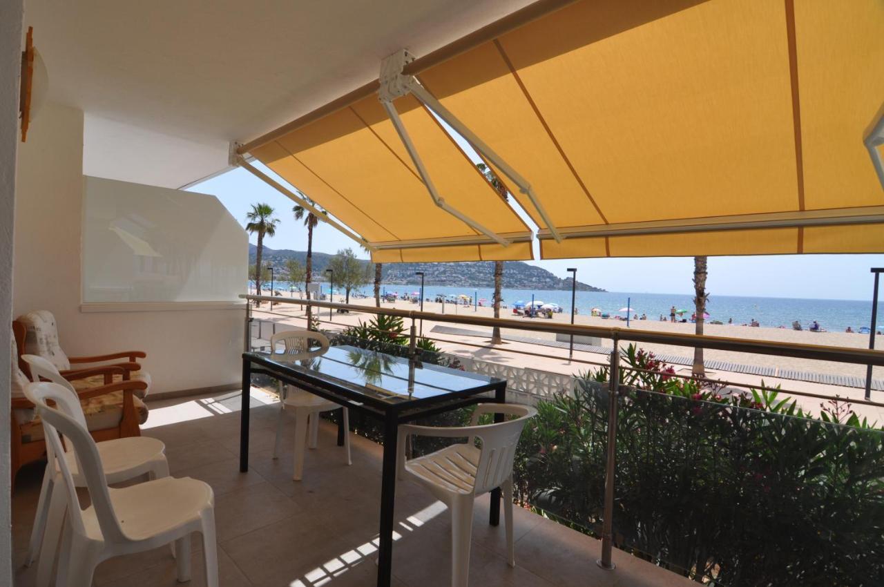 Rnet - Front De Mer - Roses Costa Brava Exterior photo